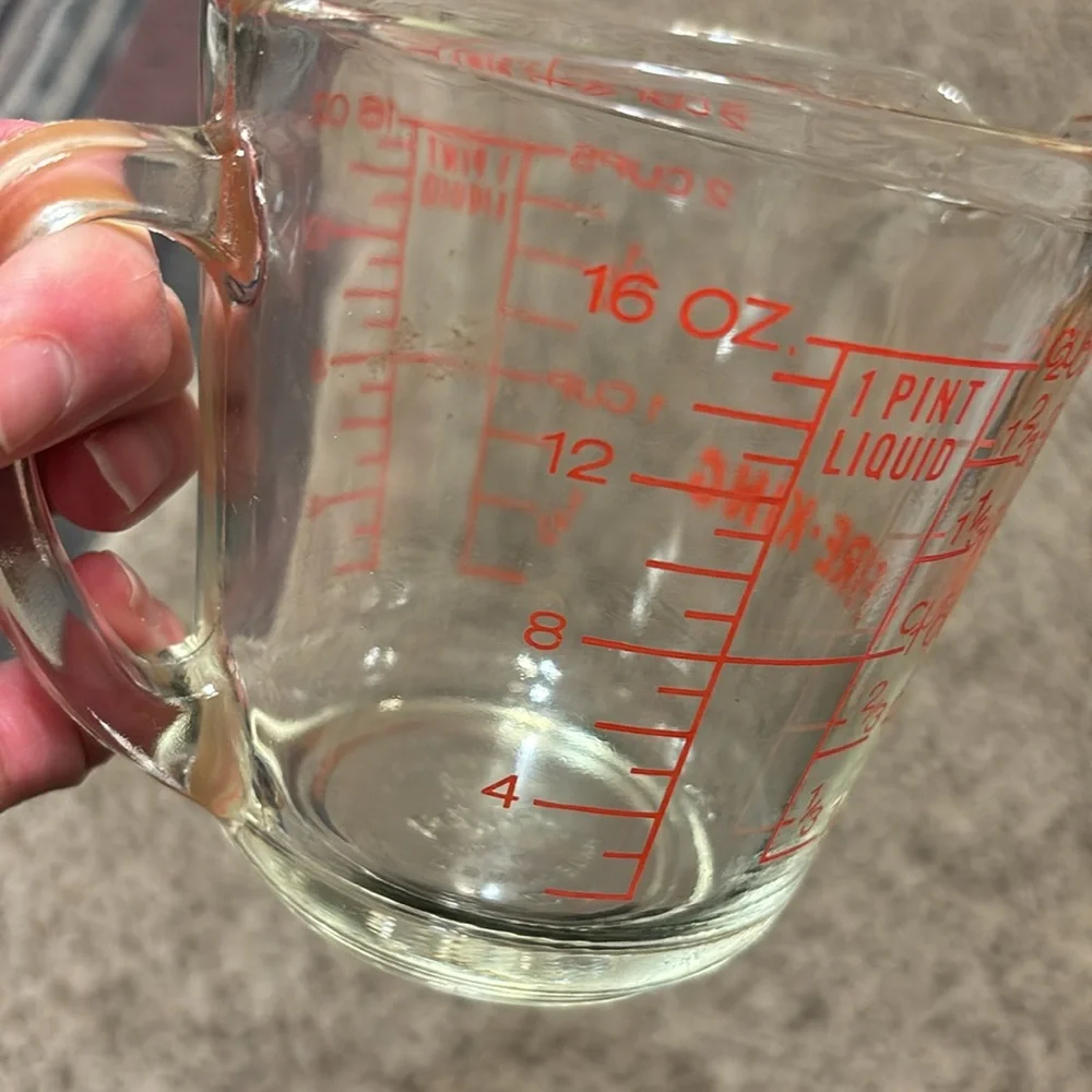 Fire King 2 Cup Measuring Cup
